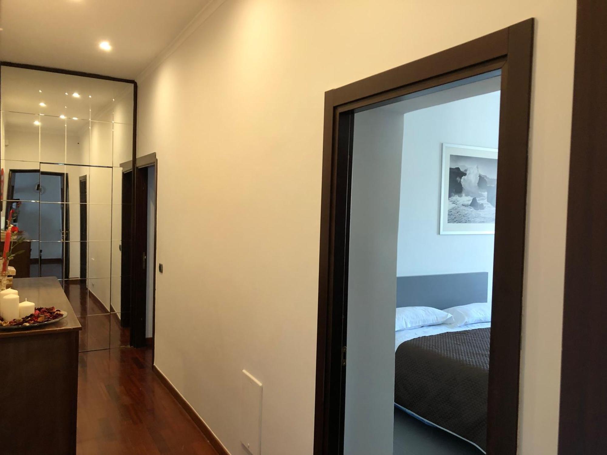 Bruno House Bed & Breakfast เนเปิลส์ ภายนอก รูปภาพ